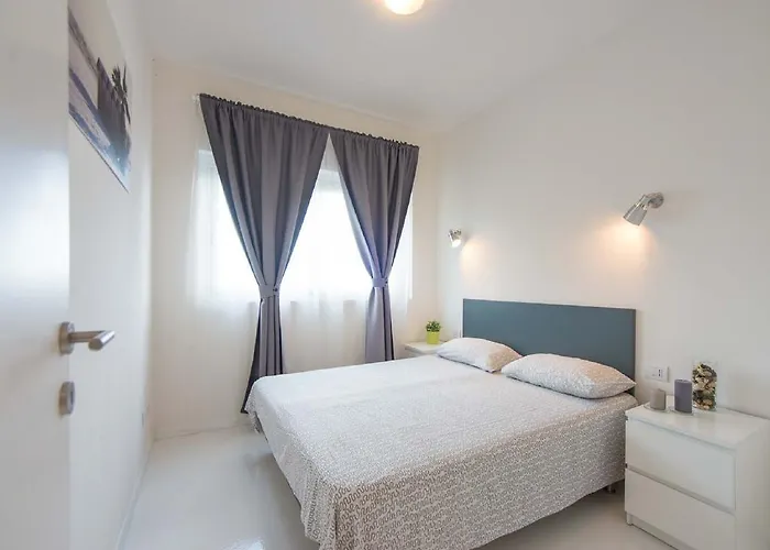 Renzo Апартаменты *